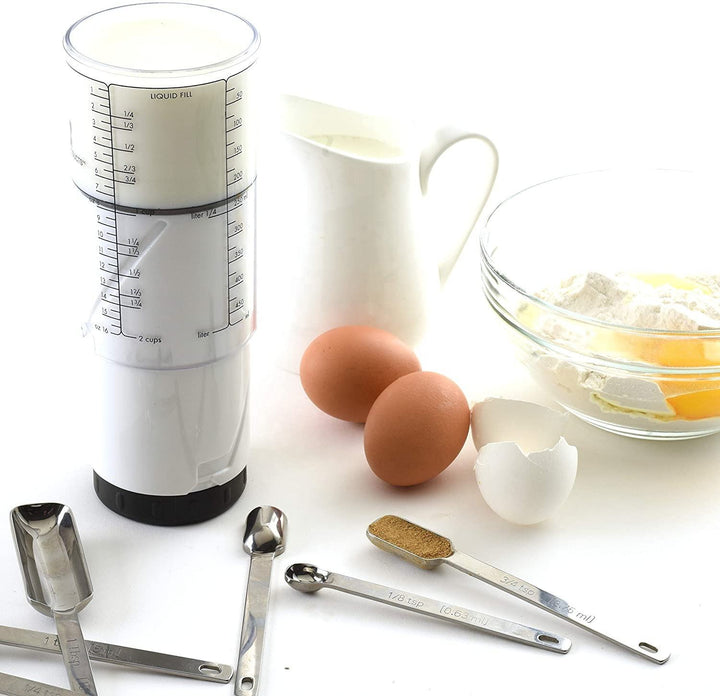 Rotating Adjustable Measuring Cups Gadget